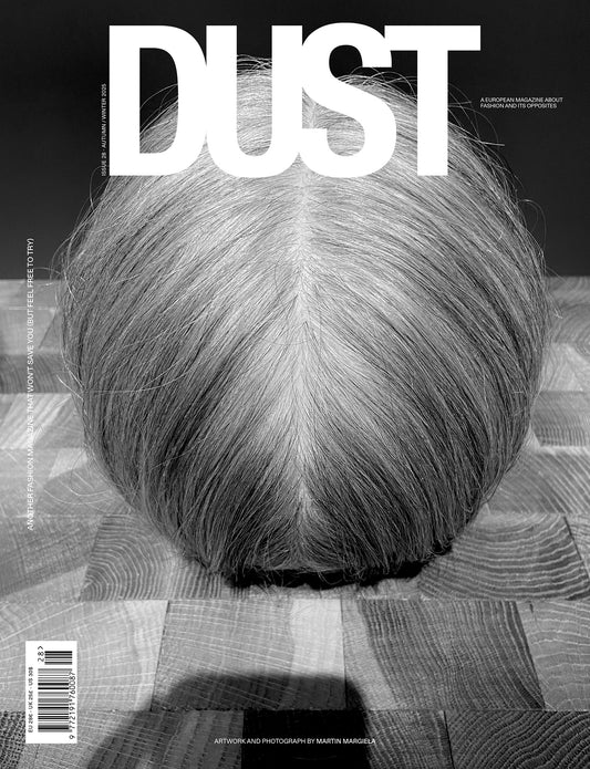 Dust N°28