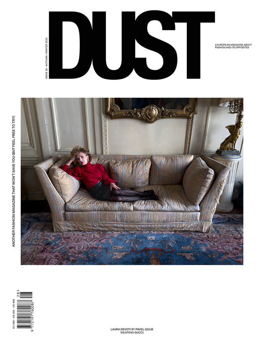 Dust N°28