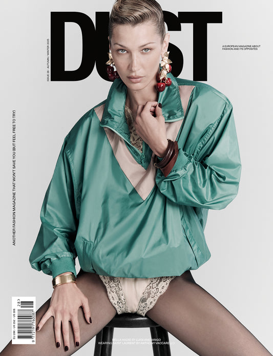 Dust N°28