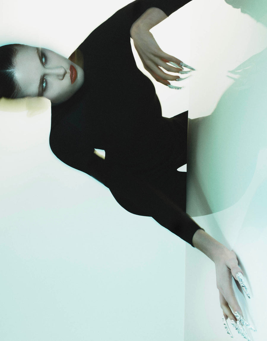 A Magazine Curated For N°SP6